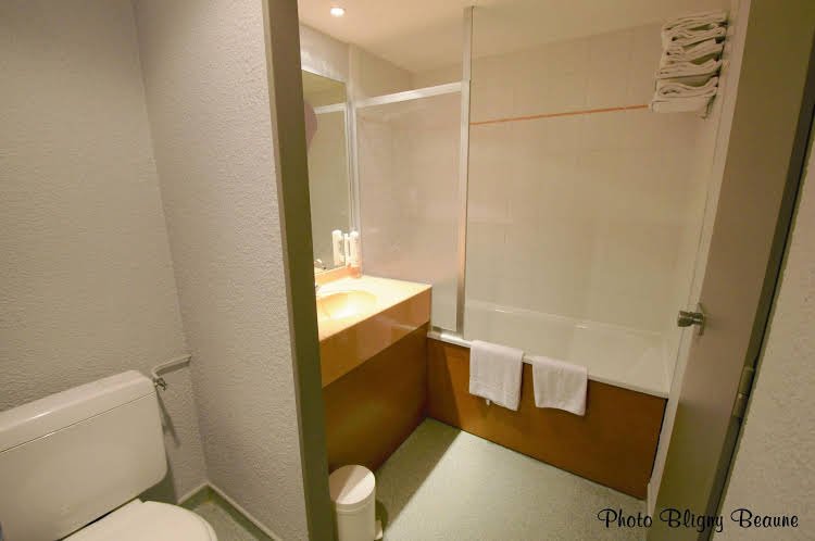 Фото Hôtel Les Nomades Beaune