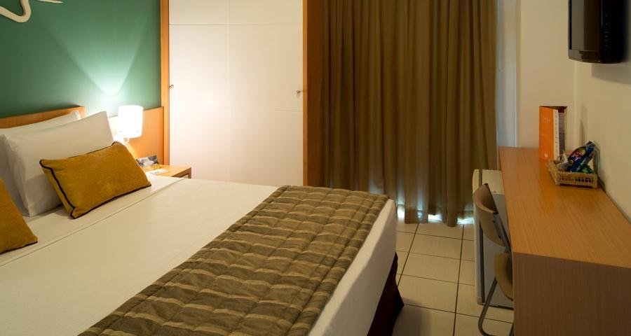 Фото Bristol Praia do Canto