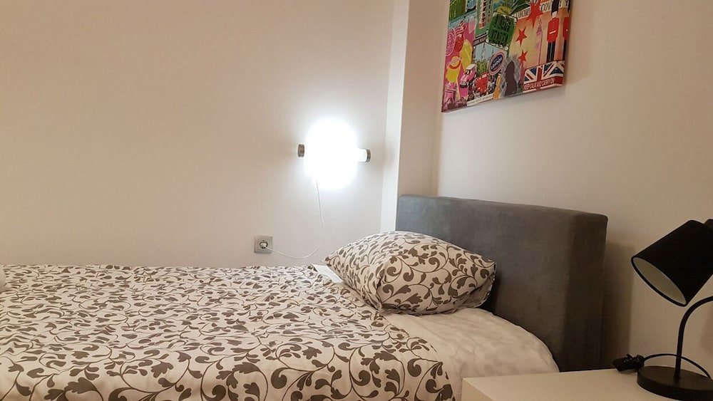 Фото Erra - Yellow - Studio - Athens Center, 30m², 1 Bd, 1 Bath