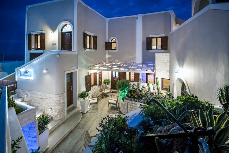 Santorini Suite Home