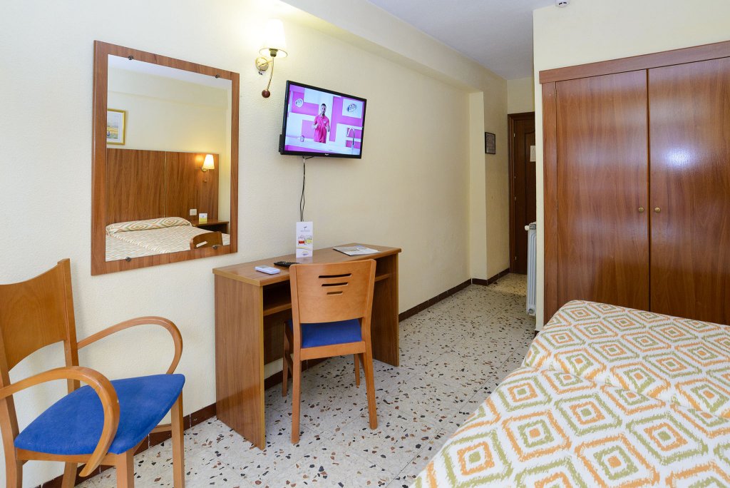 Фото Hotel Mareny Benidorm