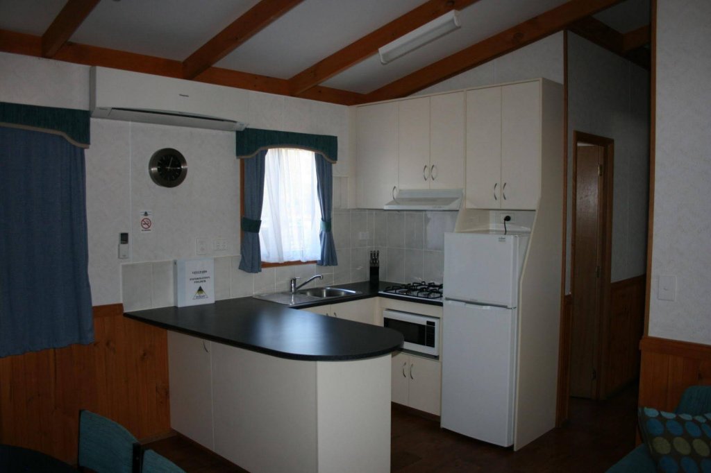 Фото Levi Park Caravan Park