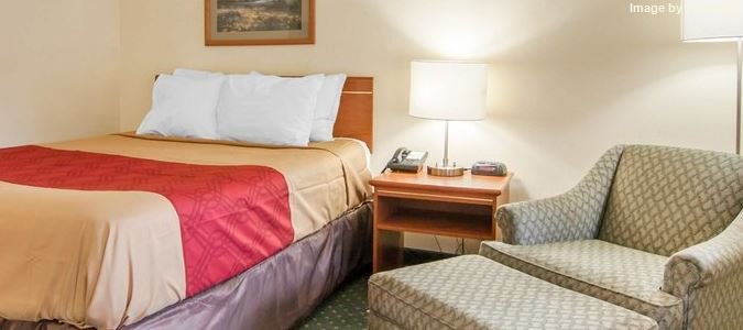 Фото Econo Lodge Portland City Center