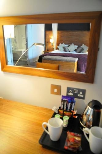 Фото The Rose & Crown Wimbledon