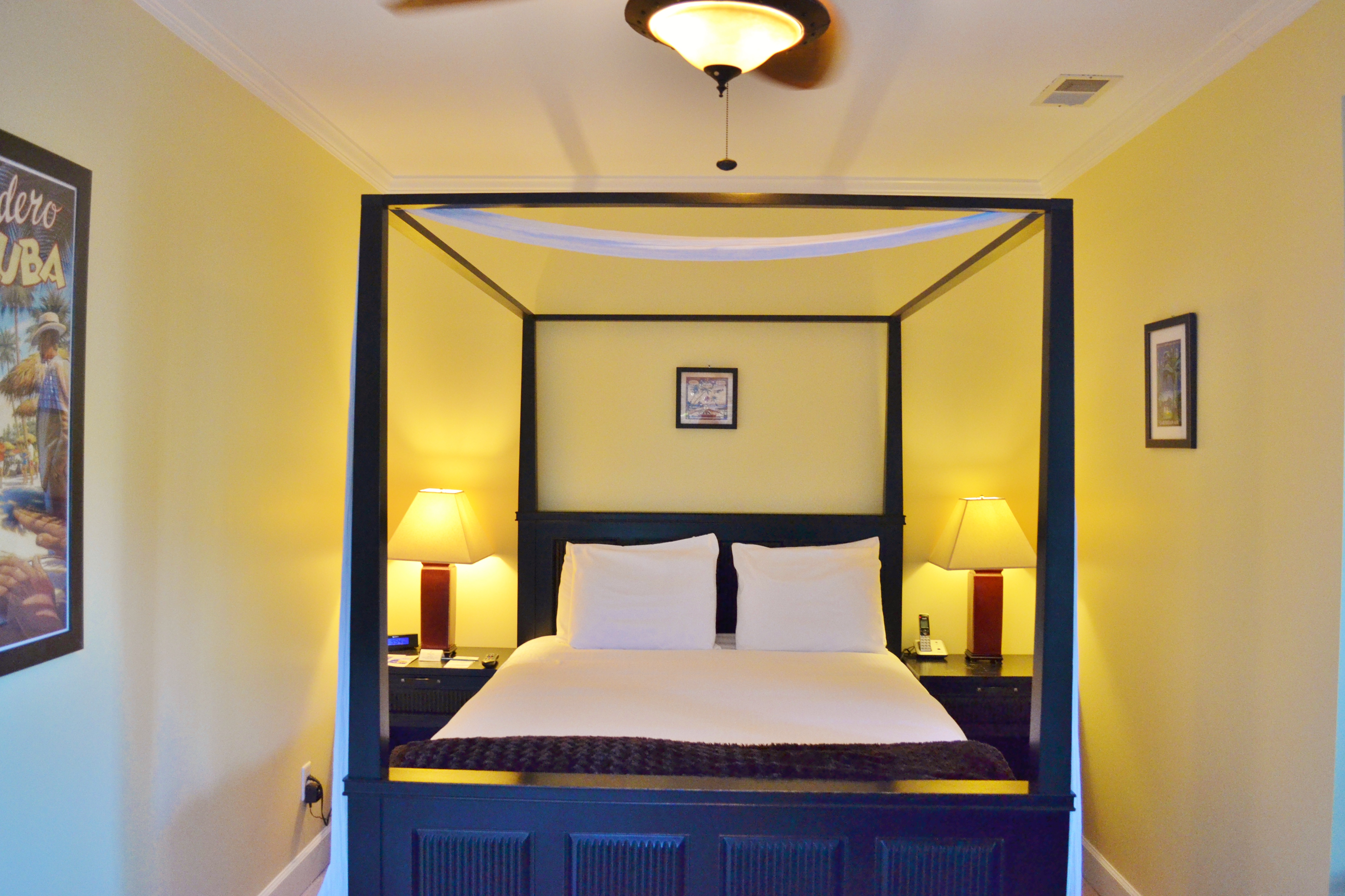 Фото Water's Edge Inn - Adults Only