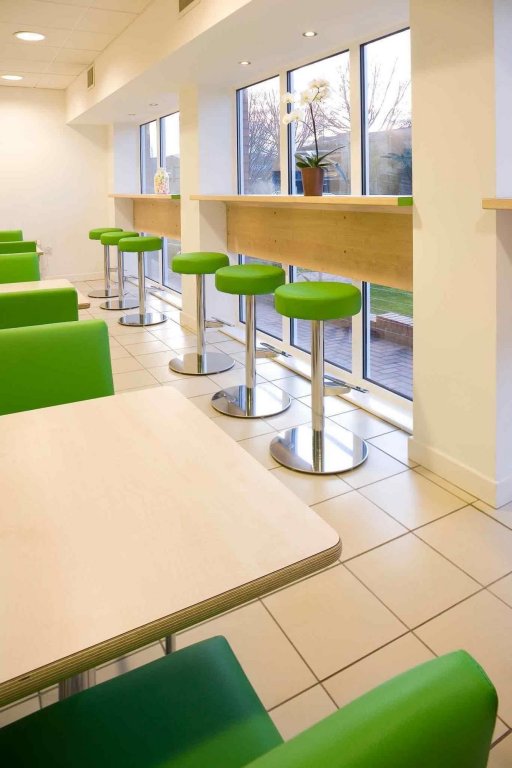 Фото Ibis budget Cardiff Centre