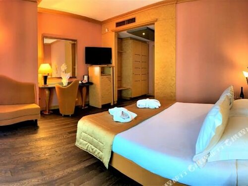 Гостиница SHG Hotel Antonella в Помеции