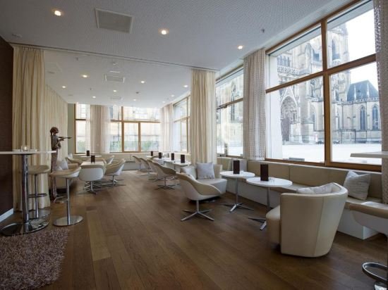 Фото Am Domplatz