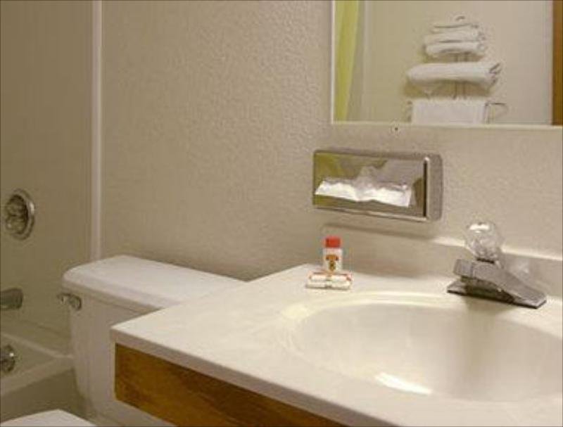 Фото Super 8 by Wyndham Pulaski