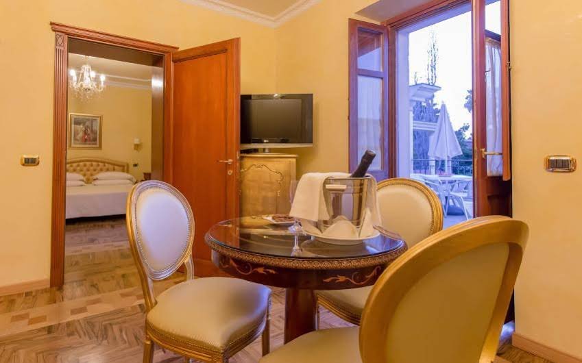 Фото Mariano IV Palace Hotel