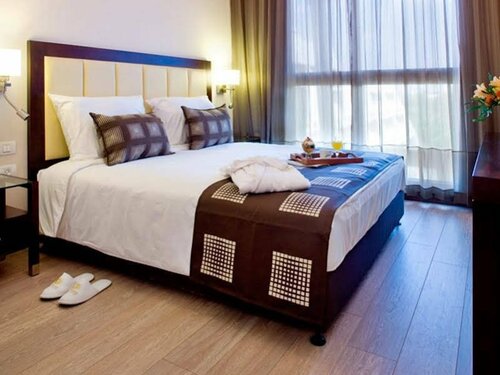 Гостиница Kfar Maccabiah Hotel and Suites в Рамат-Гане