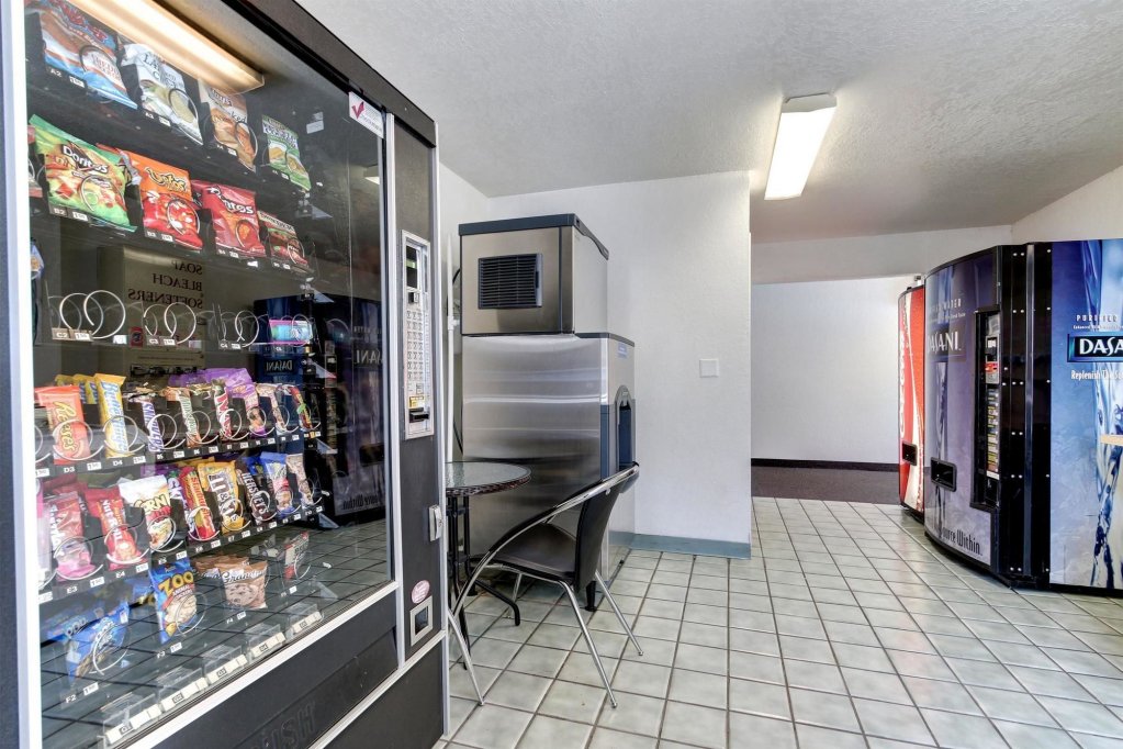 Фото Motel 6 Ogden, Ut- Downtown