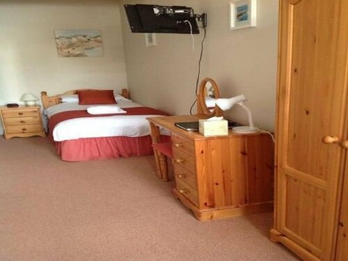 Внешний вид отеля Bay Lodge Guest House в Истборне, фото 5