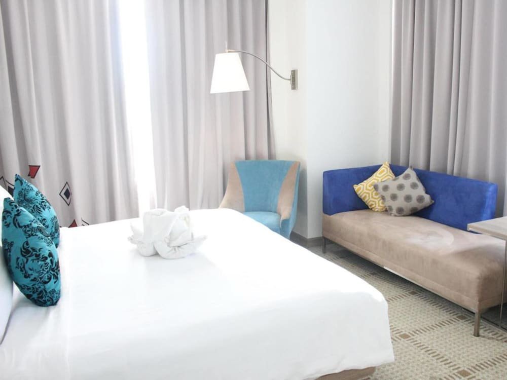 Фото Novotel Makassar Grand Shayla