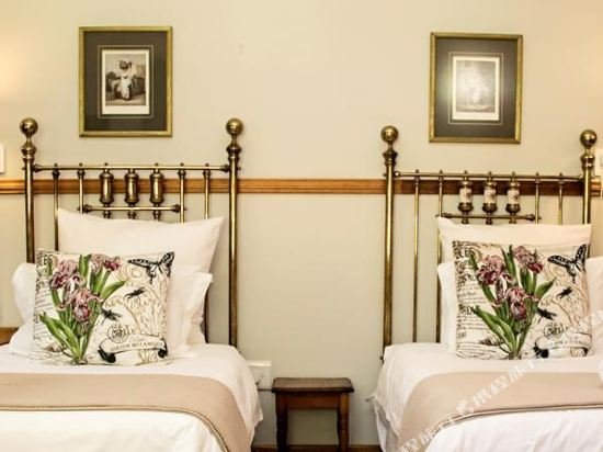 Фото Beaufort Manor Country Lodge