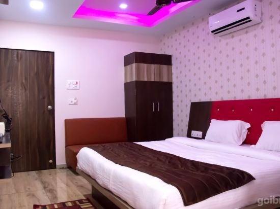 Фото Hotel Shree Palace & Restaurant