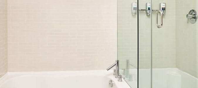 Фото Four Points by Sheraton Edmonton Gateway