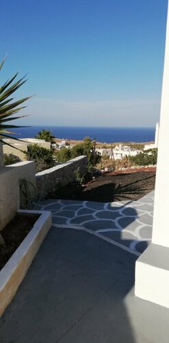 Гостевой дом Santorini Seaview Garden - Perfect location - Fully Equipped