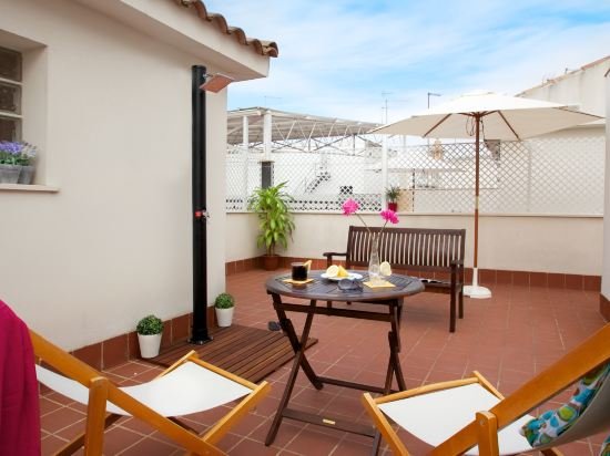 Фото Apartments Duque de Hornachuelos