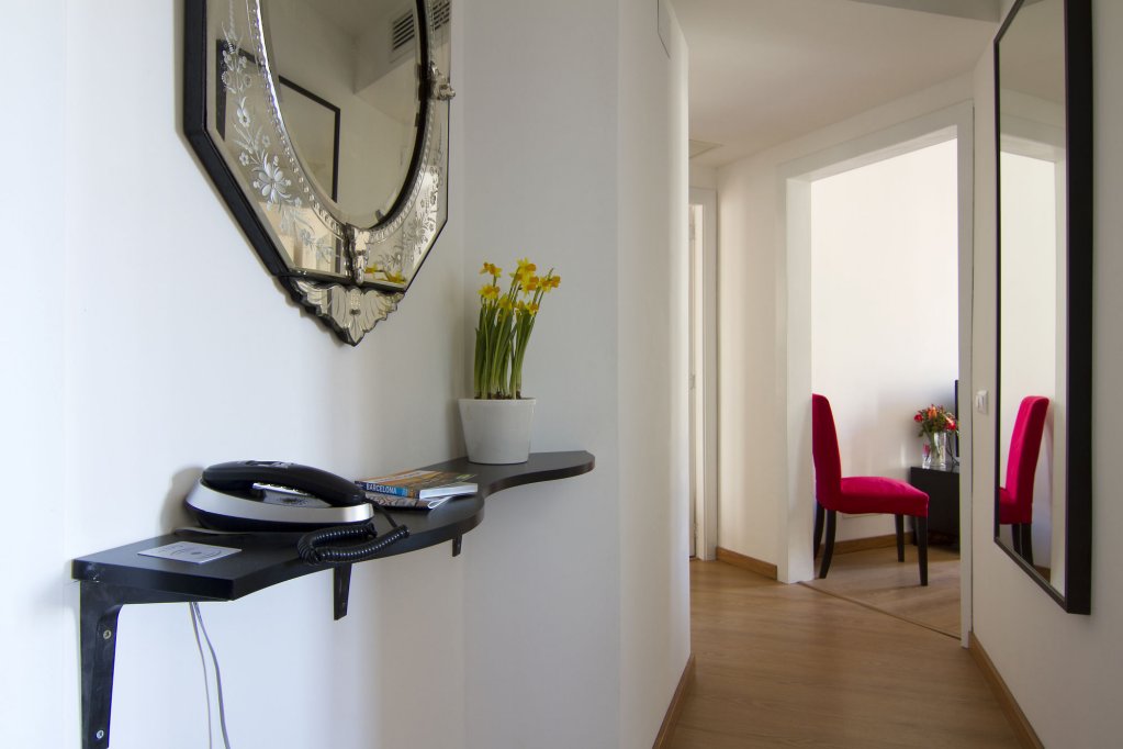 Фото Stay Together Barcelona Apartments