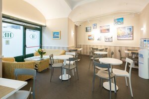 Гостиница Hotel Helvetia Genova