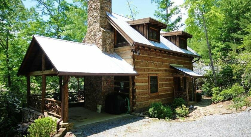 Sarah s Cabin, жильё посуточно, США, Северная Каролина, Фасги Форест, 326  Hemlock Ridge Tr — Яндекс Карты