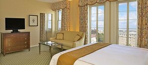 Гостиница Churchill Hotel