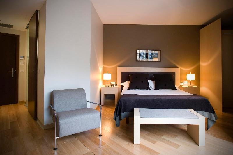 Фото Hotel Villa Emilia