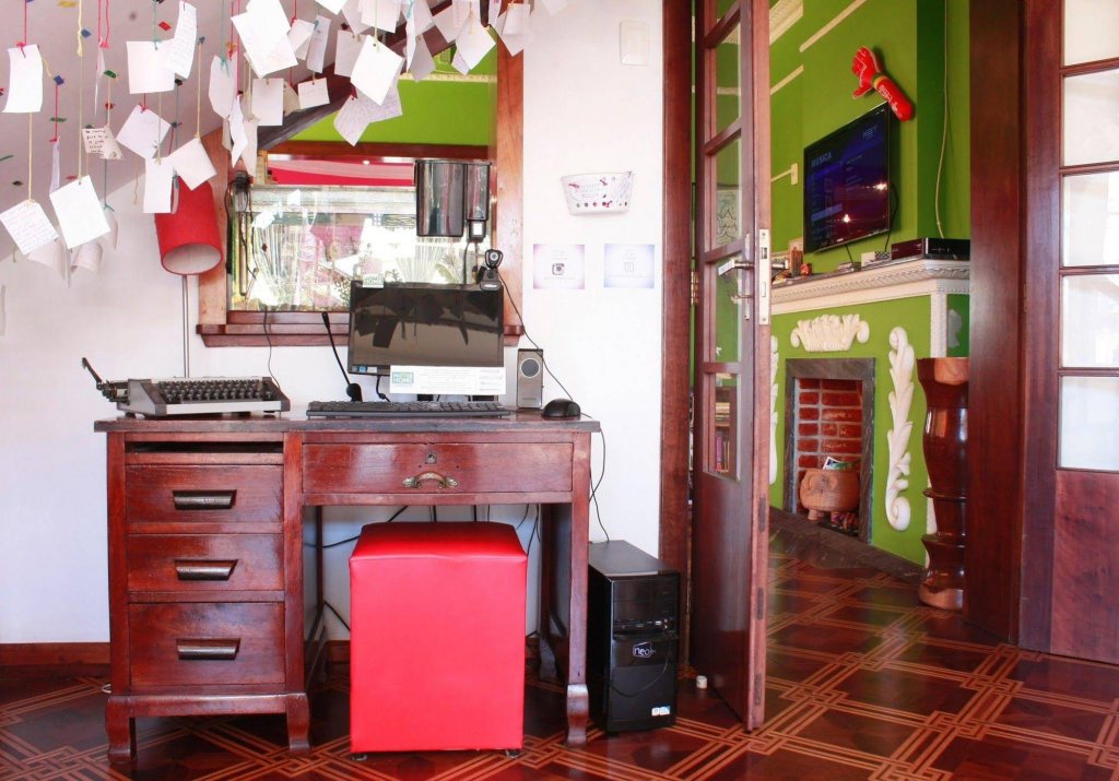 Фото Motter Home Curitiba Hostel