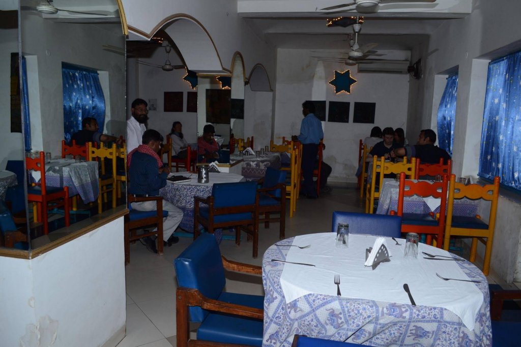 Фото Maya Hotel & Restaurant