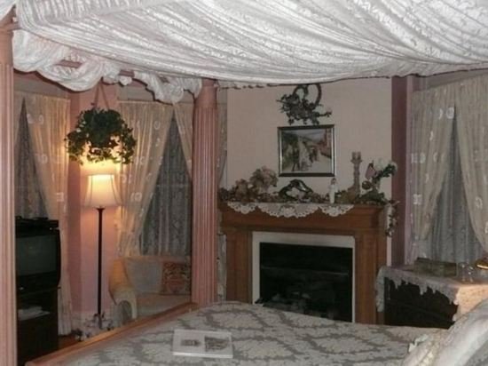 Фото Old Northside Bed & Breakfast