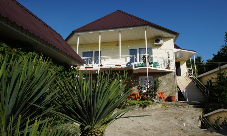 Фото Отдых в Архипо-Осиповке на ул. Янтарной, 12