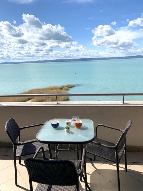 Фото Gréta Wellness Apartmanok