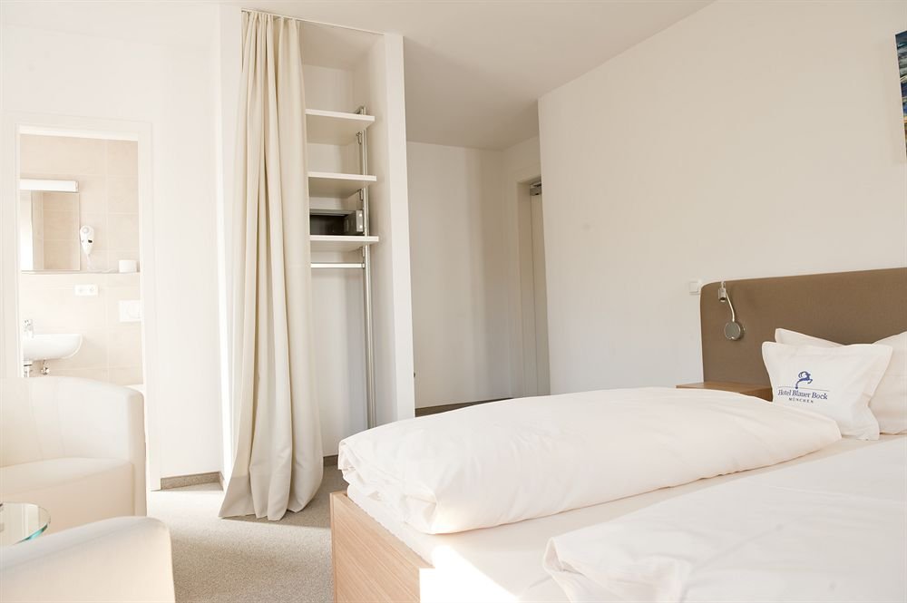 Фото Hotel Blauer Bock