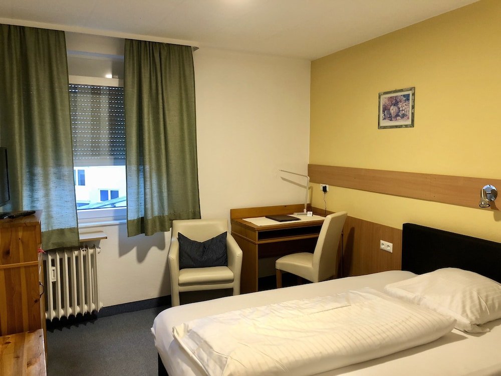 Фото City Hotel Pforzheim