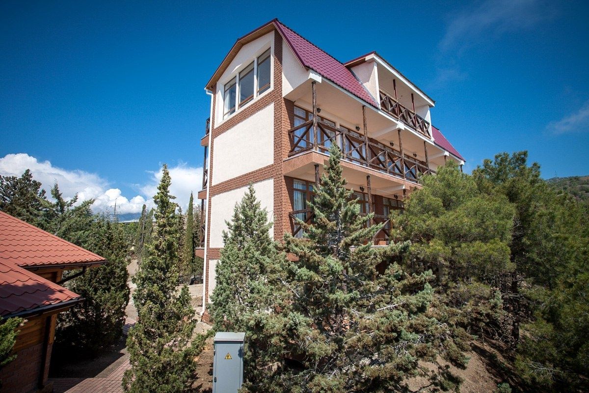 Фото отеля 1