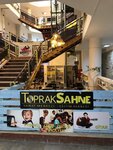 Toprak Sahne Tiyatro (İzmir, Urla, 75. Yıl Cumhuriyet Cad., 5), theatre