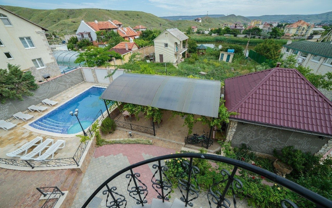 Фото Славия