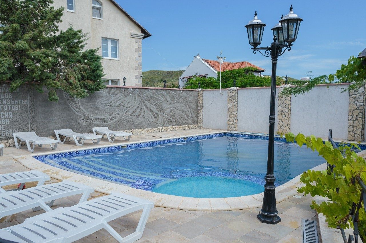 Фото Славия