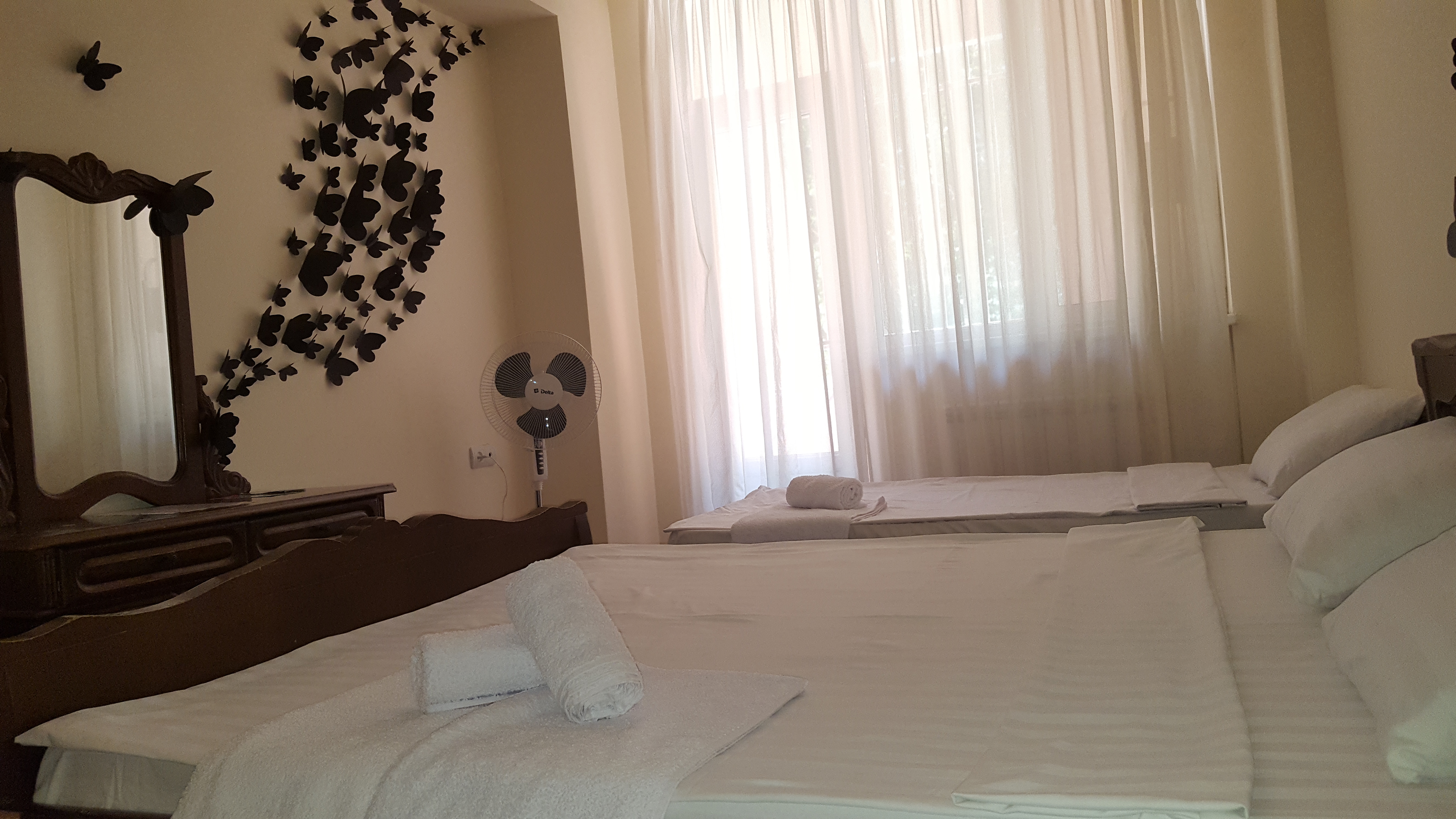 Фото Friendship Hostel & Tours