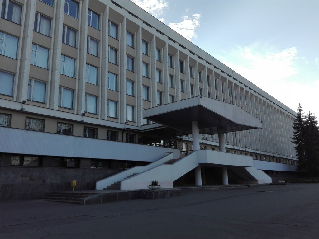 Вольво сто скорины