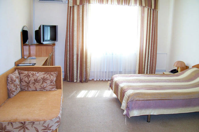 Фото отеля 2