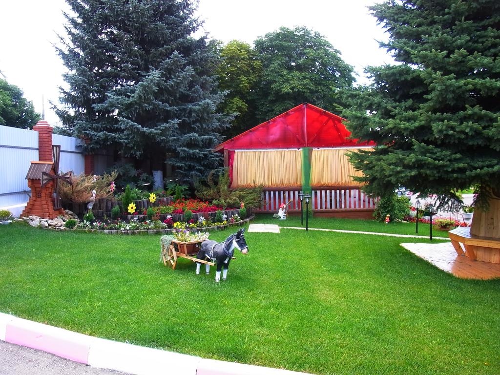 Фото отеля 2