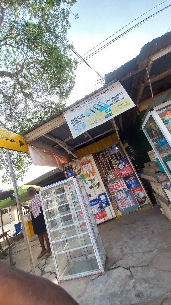 Hotel The Prince Links Enterprise, Accra, photo