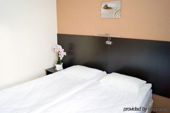 Фото Крокус-Отель