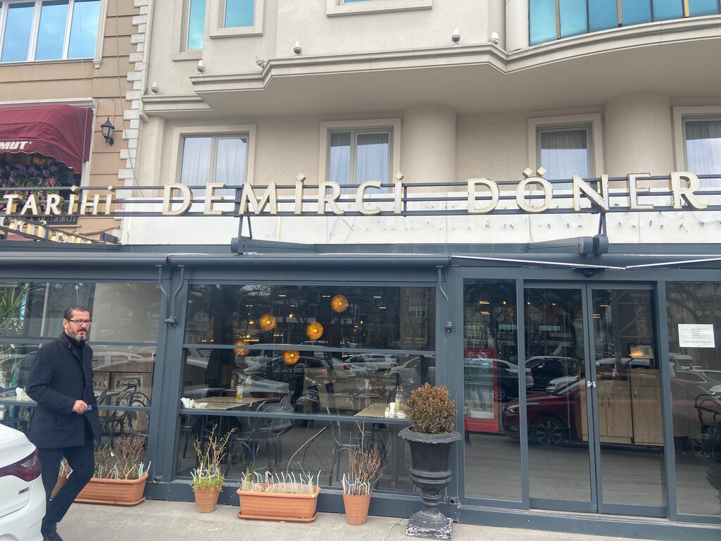 Restoran Tarihi Demirci Döner Lokantasi, Fatih, foto