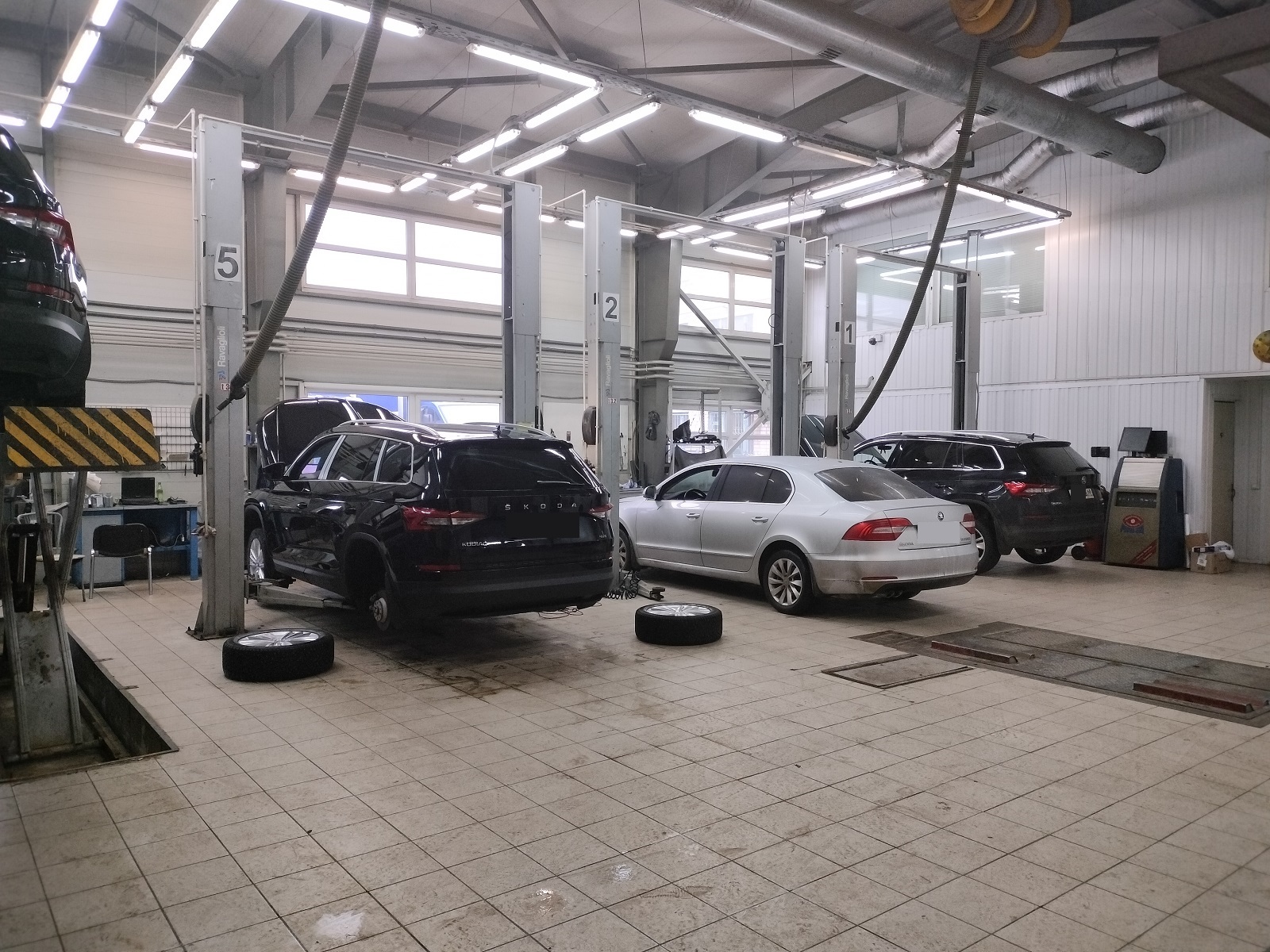 Кавалерийская улица 18а авторитет skoda CarsVideo.ru