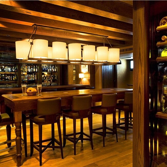 Bar, pub Charlies Sports & Steakhouse, Dubai, photo