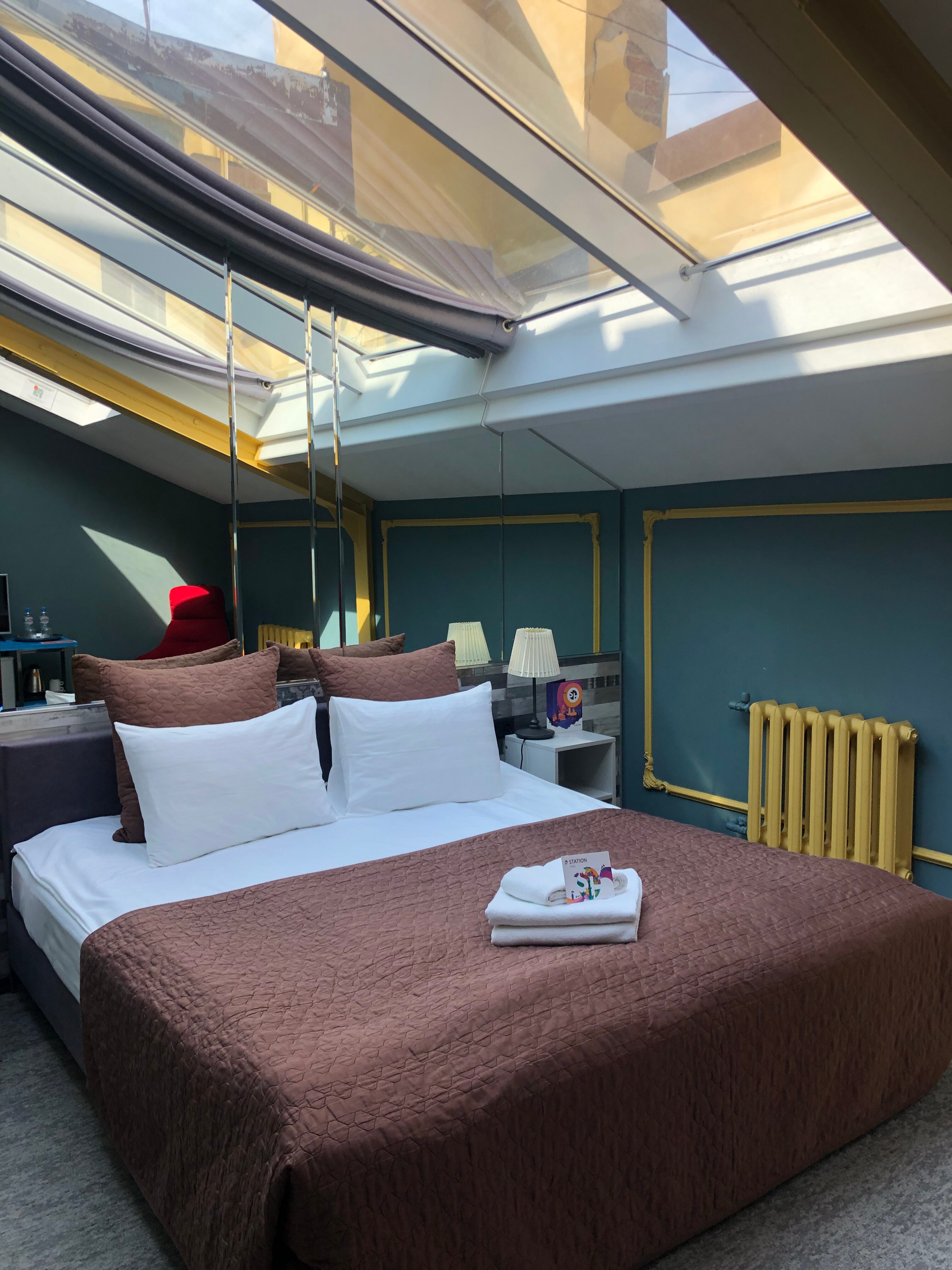 Фото Station Premier S10