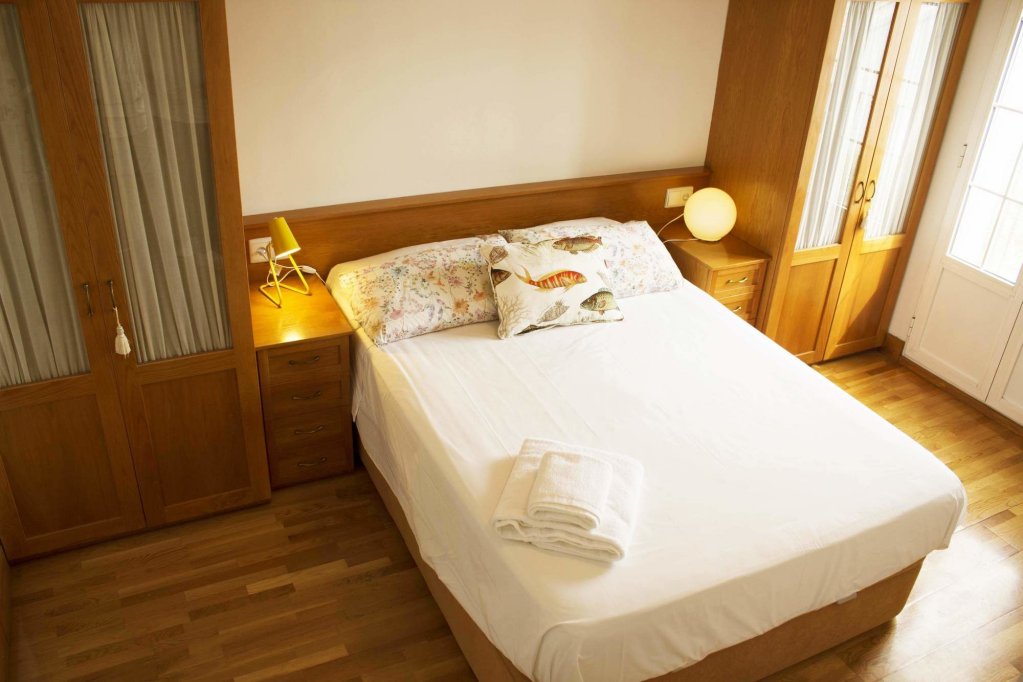 Фото Líbere Valencia Abastos Serviced Apartments